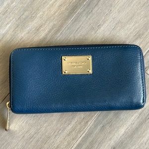 Michael Kors long wallet